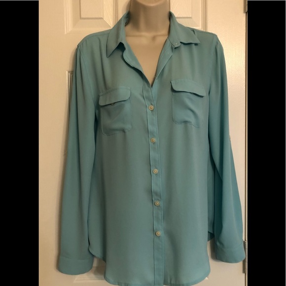 Ann Taylor Loft size S light green ladies button down blouse. - Picture 3 of 5